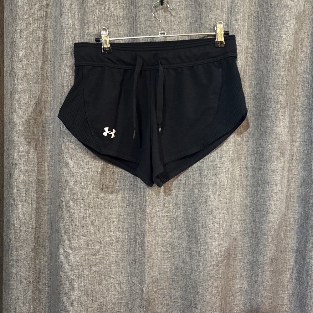 Women’s Extra Small Black Under Armour Shorts Fitted